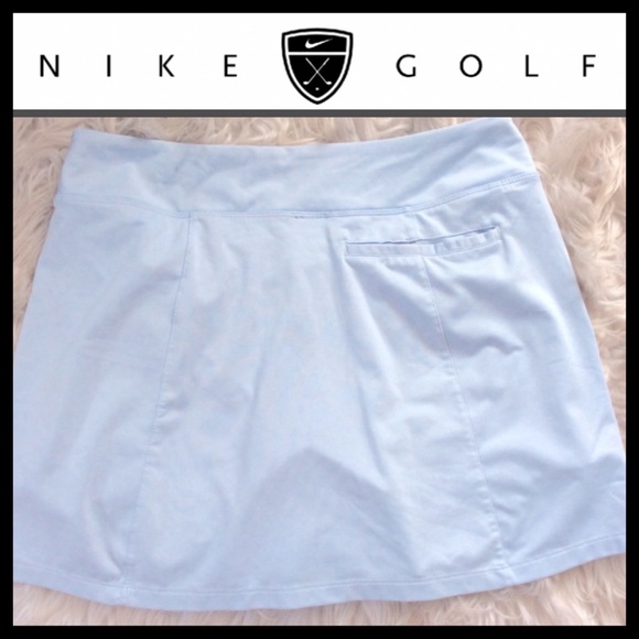 Nike Women's White Skort - Picture 4 of 7